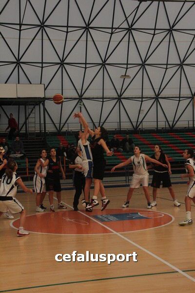 120218 basket 083_tn.jpg